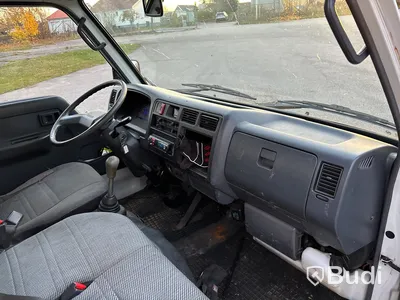 Biltransport Toyota Hiace, lastvikt 1666 kg -1998