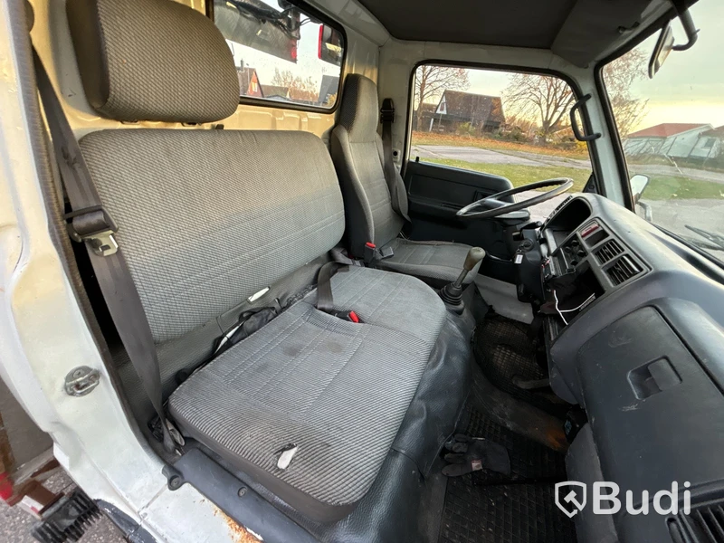 Biltransport Toyota Hiace, lastvikt 1666 kg -1998