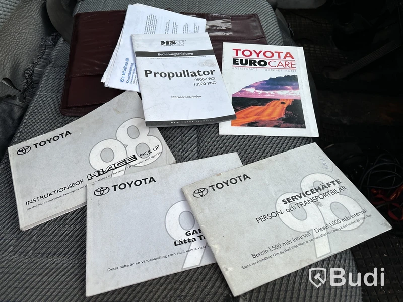 Biltransport Toyota Hiace, lastvikt 1666 kg -1998