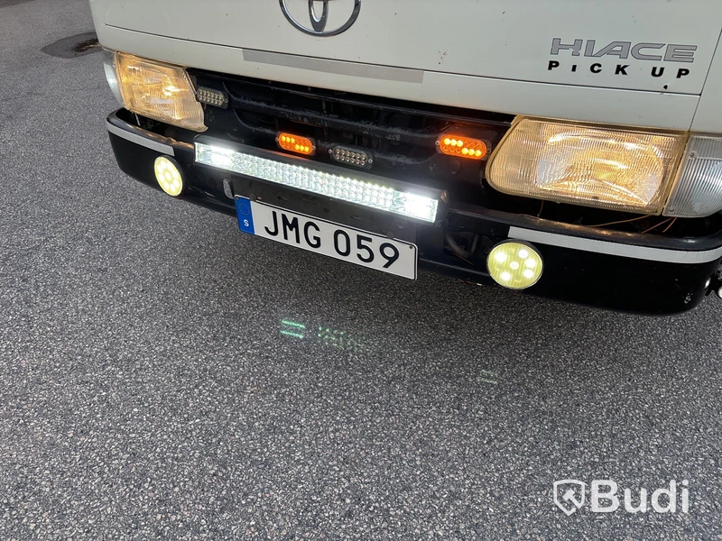 Biltransport Toyota Hiace, lastvikt 1666 kg -1998