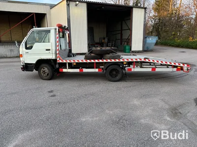Biltransport Toyota Hiace, lastvikt 1666 kg -1998