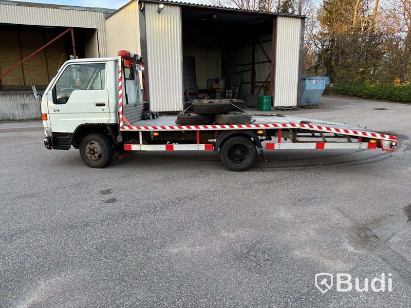 Biltransport Toyota Hiace, lastvikt 1666 kg -1998