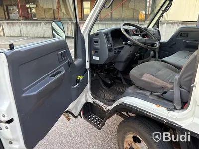 Biltransport Toyota Hiace, lastvikt 1666 kg -1998