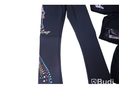 Konståknings Set - 4st kjolar Chloe Noel, 1st tajts ny2 Sportswear - Storlek 160cl. Nypris ca 2566kr.
