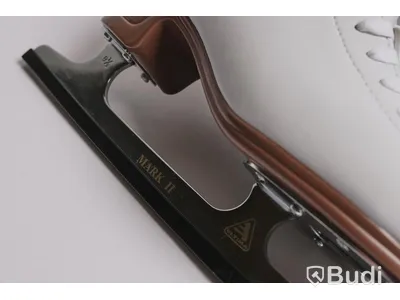 Skridskor - Jackson Mystique. JS1490 (Storlek 36,5). Nypris 1 695KR
