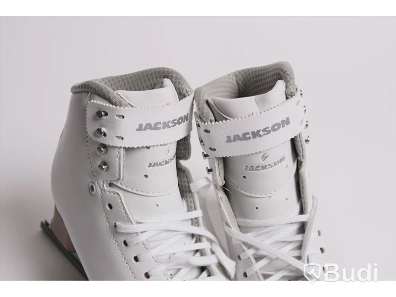 Skridskor - Jackson Elle. FS2130 (Storlek 36). Nypris 2735KR