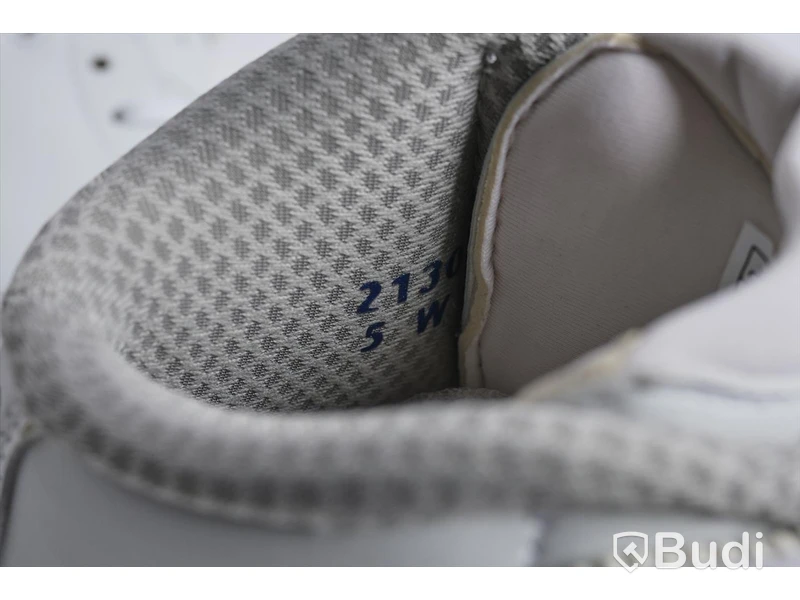 Skridskor - Jackson Elle. FS2130 (Storlek 36). Nypris 2735KR