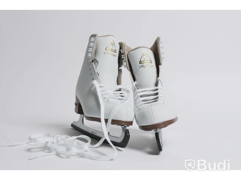 Skridskor - Jackson Mystique. JS1490 (Storlek 37) Nypris 1900kr