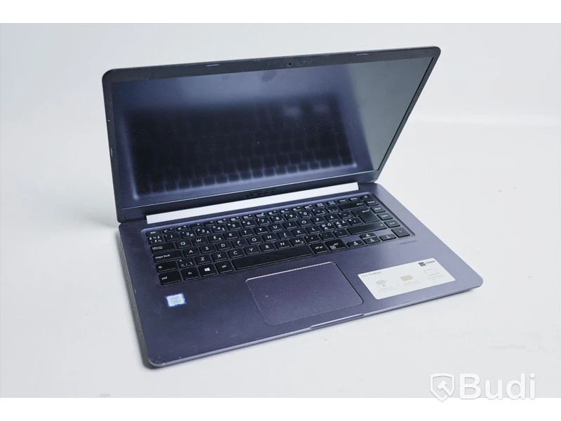 Asus Vivibook F510U OBS! rensad, inget operativ system