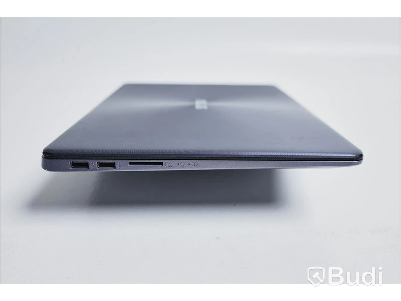 Asus Vivibook F510U OBS! rensad, inget operativ system