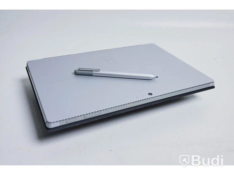 Microsoft SurFace Pro OBS! rensad, inget operativ system