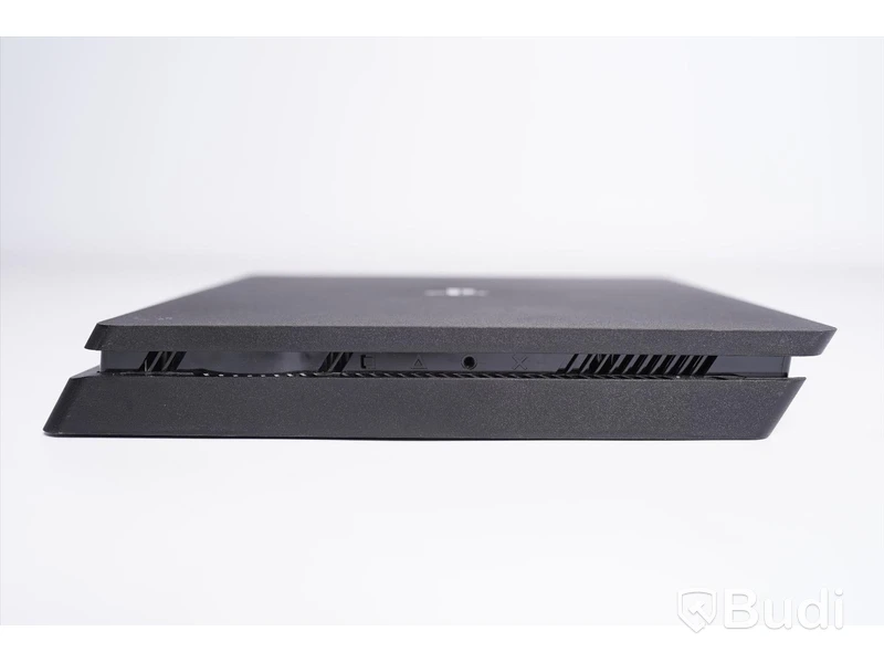 Playstation 4 Slim 500GB (CUH-2116A) inkl. handkontroller & spel