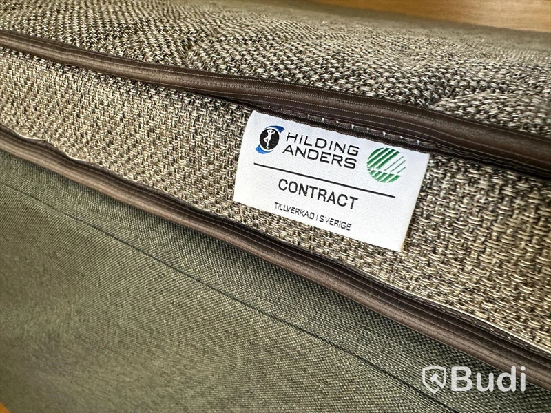 Säng Hilding Anders - Contract 1 med gavel 200x140 cm - tillverkad i Sverige