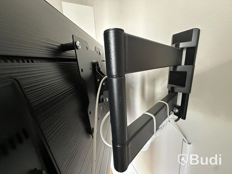 TV Samsung 43 tum 4K Smart TV, UE43NU6025K med väggfäste