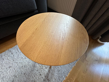 Litet träbord Diameter 40, H 40 cm