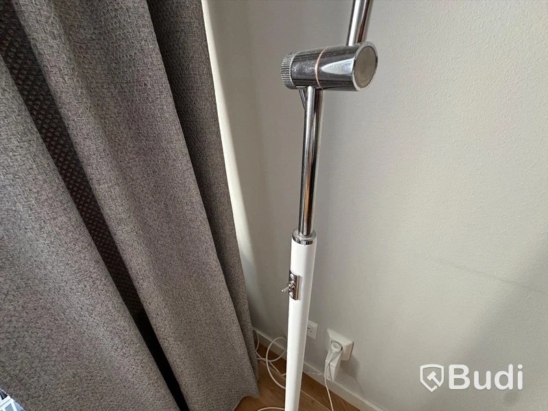 Lampa på fot Belid G3037, Höjd 140 cm