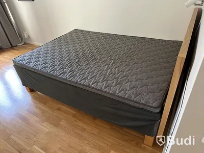 Säng Hilding Anders - Contract 1 med gavel 200x140 cm - tillverkad i Sverige
