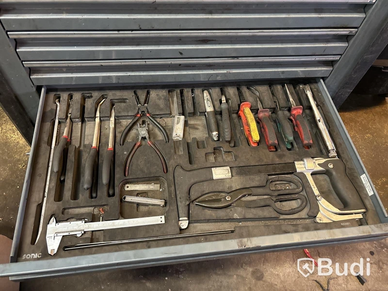 Verktygsvagn Sonic S12 med verktyg.