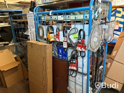 Reservdelslager mopedbilar, stort parti. - EXPORT