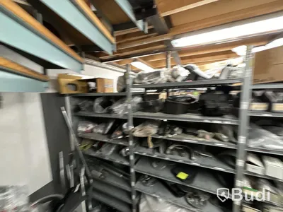 Reservdelslager mopedbilar, stort parti. - EXPORT