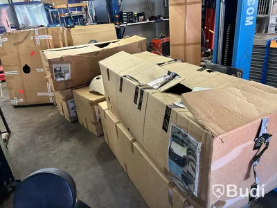 Reservdelslager mopedbilar, stort parti. - EXPORT