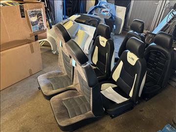 Reservdelslager mopedbilar, stort parti. - EXPORT