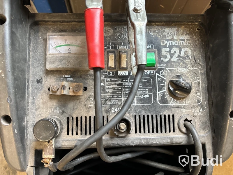 Batteriladdare med startfunktion, Telwin.