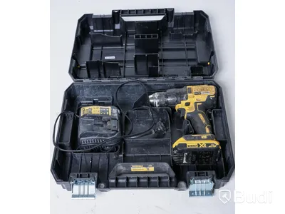 Dewalt Borrskruvdragare DCD708P2T med batteri och laddare