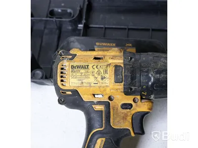 Dewalt Borrskruvdragare DCD708P2T med batteri och laddare