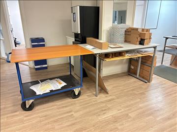 Packbord, rullvagn, våg & packmaterial 