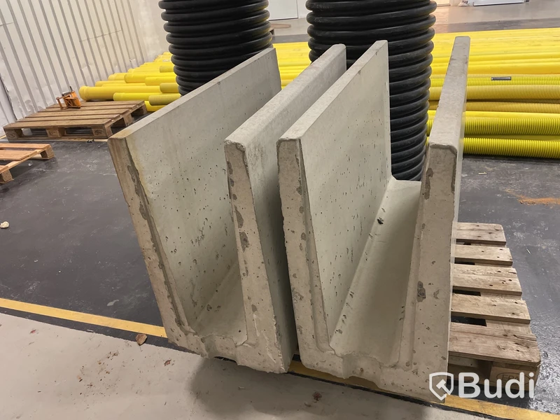 Parti med betongfundament