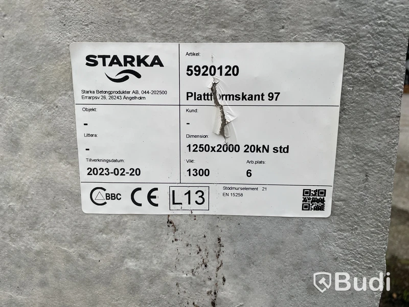 2 st. L-vinklar i betong
