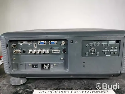 Projektor NEC NP-PX750U 7500