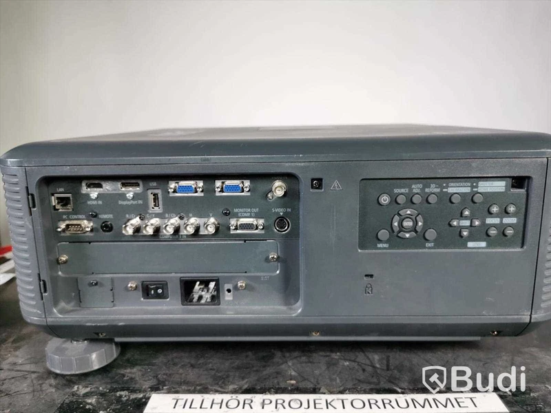 Projektor NEC NP-PX750U 7500
