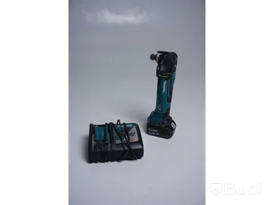 Multiverktyg -Makita DTM 51 ink Batteri och Laddare