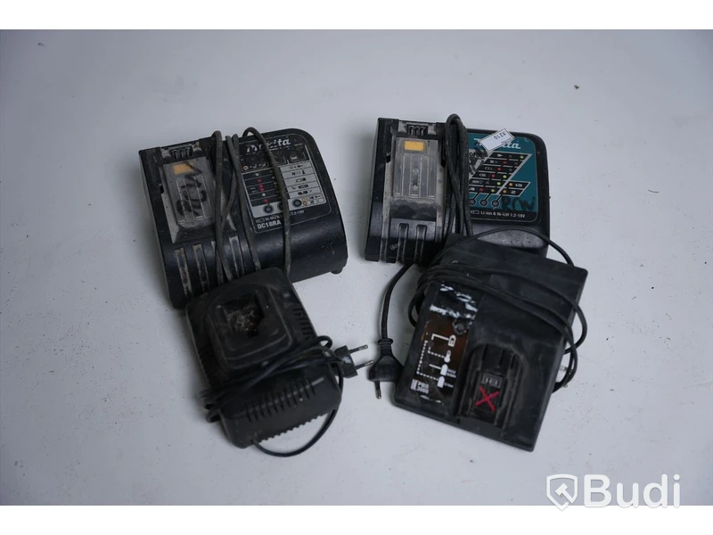 Laddare 4 st - Makita, DeWalt, Novipro, Osäker funktion