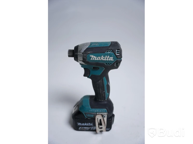 Skruvdragare -Makita DTD 153 ink Batteri och Laddare