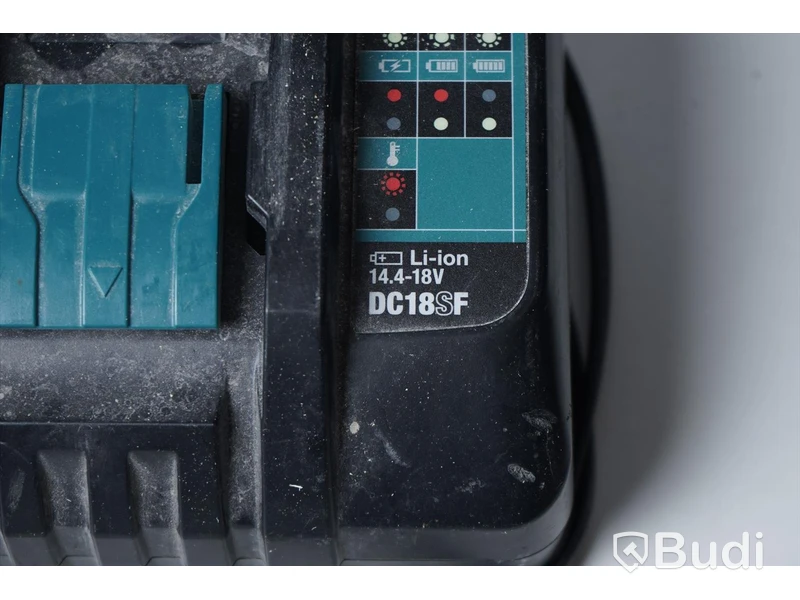 Makita 4-portsladdare - DC18SF