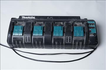 Makita 4-portsladdare - DC18SF
