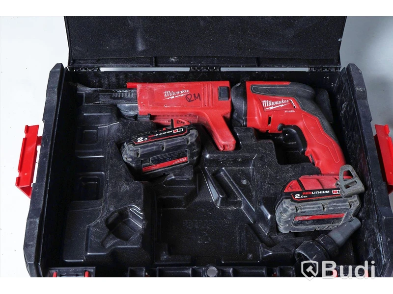 Skruvmagasin - Milwaukee CA 55 med 2 batteri