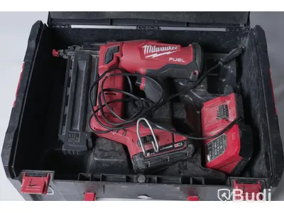 Dyckertpistol - Milwaukee M18 FN18GS med batteri och laddare - OBS