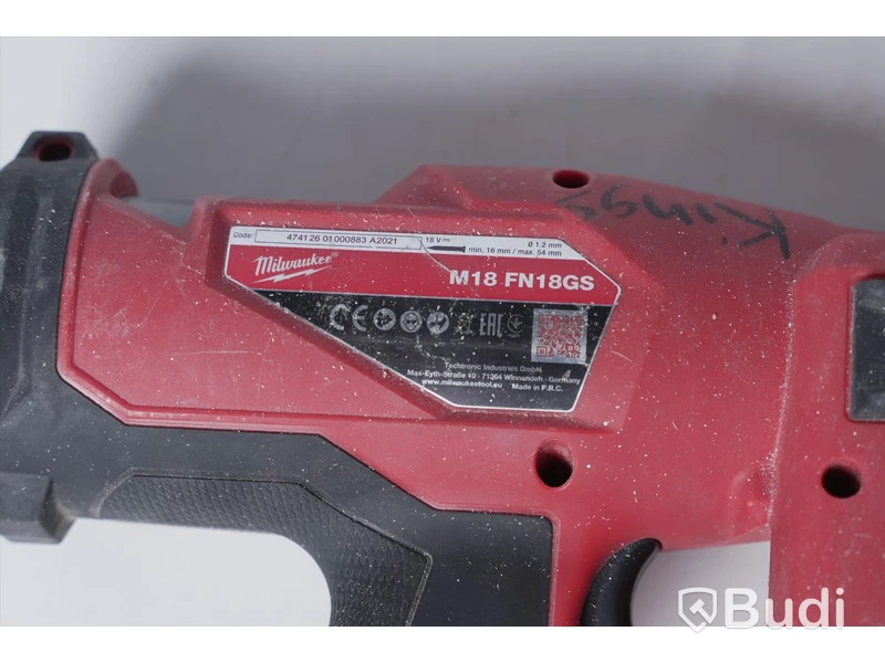 Dyckertpistol - Milwaukee M18 FN18GS med 2 batteri och laddare - OBS