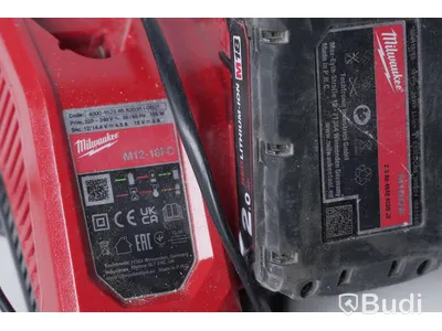 Dyckertpistol - Milwaukee M18 FN18GS med 2 batteri och laddare - OBS