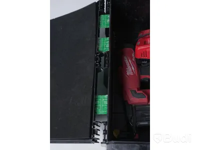 Dyckertpistol - Milwaukee M18 FN18GS med 2 batteri och laddare - OBS