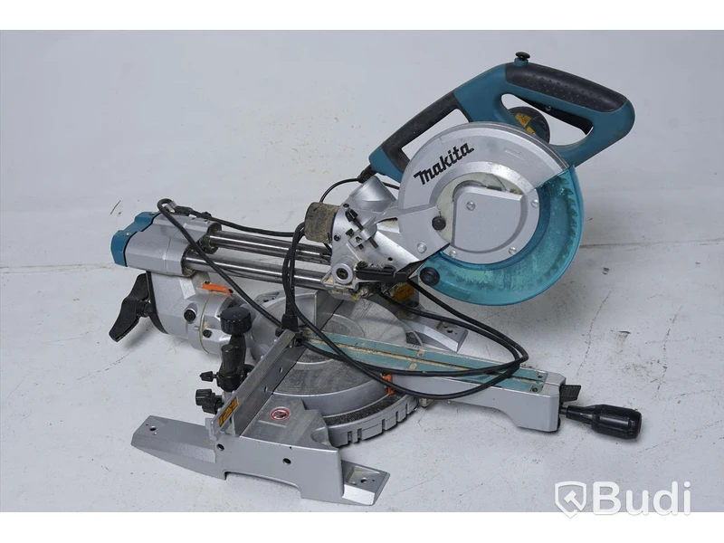 Makita Kap och Gersåg, LS0815FLN