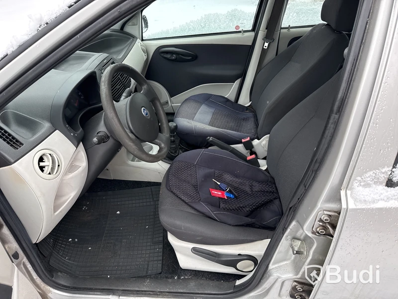 Fiat Punto 1.2 5dr (80hk) Dynamic, -2004 (rep-objekt)