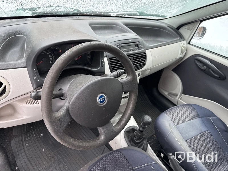 Fiat Punto 1.2 5dr (80hk) Dynamic, -2004 (rep-objekt)