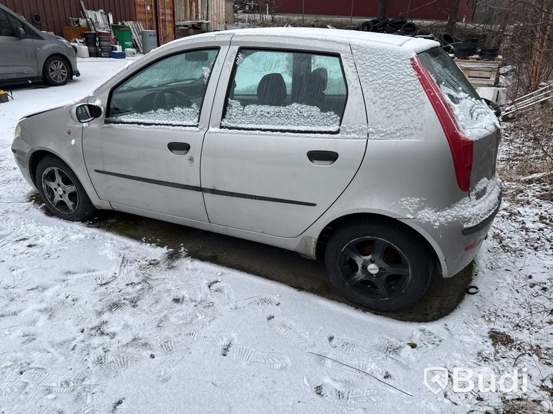 Fiat Punto 1.2 5dr (80hk) Dynamic, -2004 (rep-objekt)