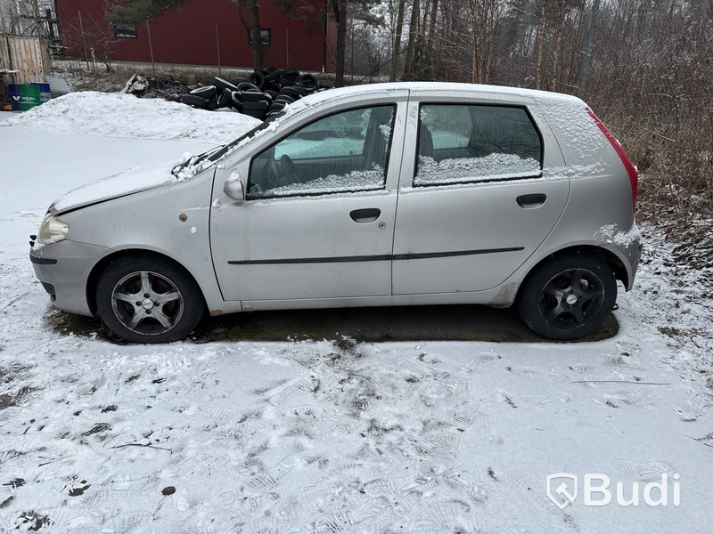 Fiat Punto 1.2 5dr (80hk) Dynamic, -2004 (rep-objekt)