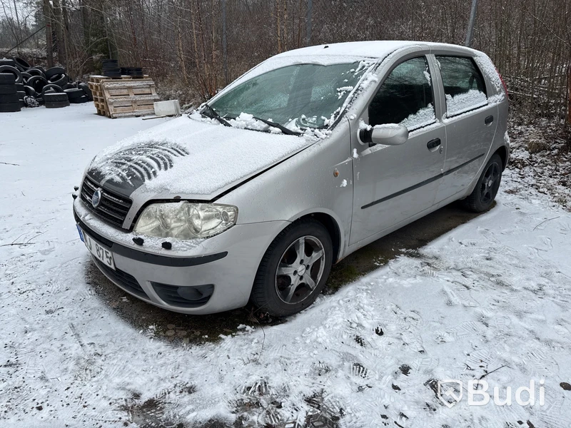 Fiat Punto 1.2 5dr (80hk) Dynamic, -2004 (rep-objekt)